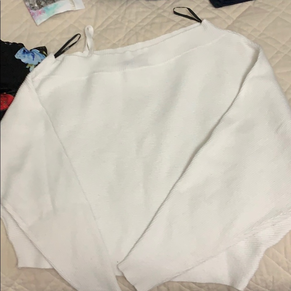 Cold shoulder White sweater!